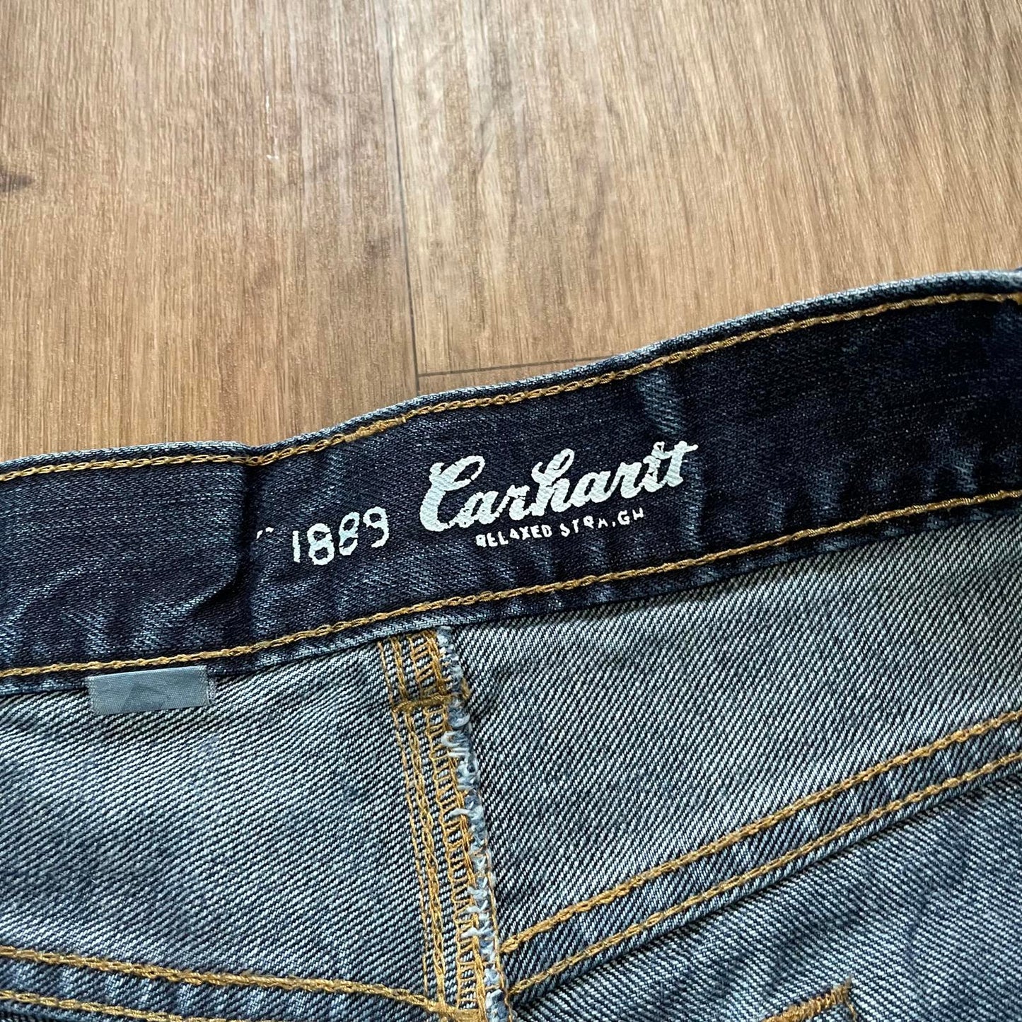 Carhartt Dark Wash Denim Jeans Relaxed Straight