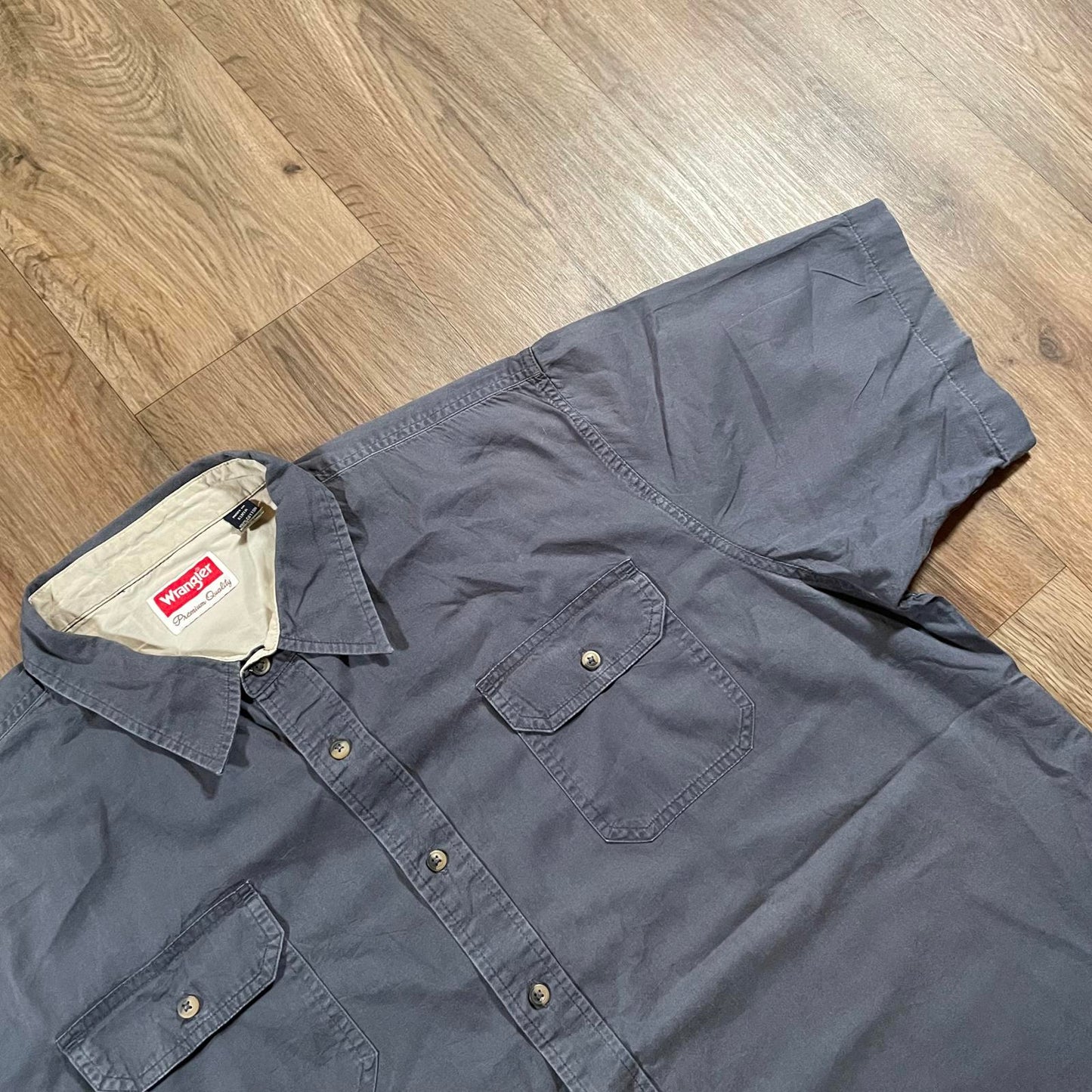 Wrangler Navy/ Grey Button-Up Short Sleeve Shirt XXL