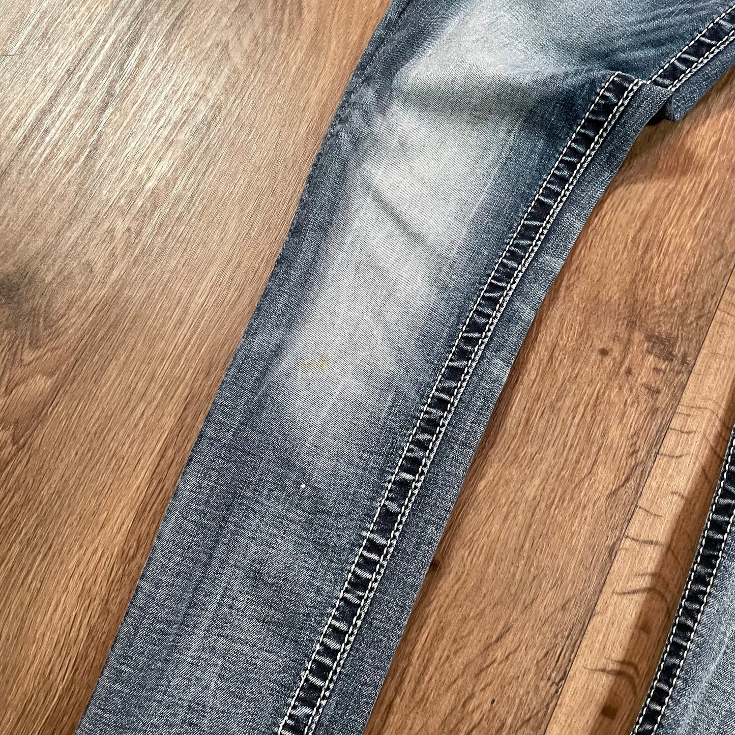 Miss Me Distressed Skinny Signature Jeans