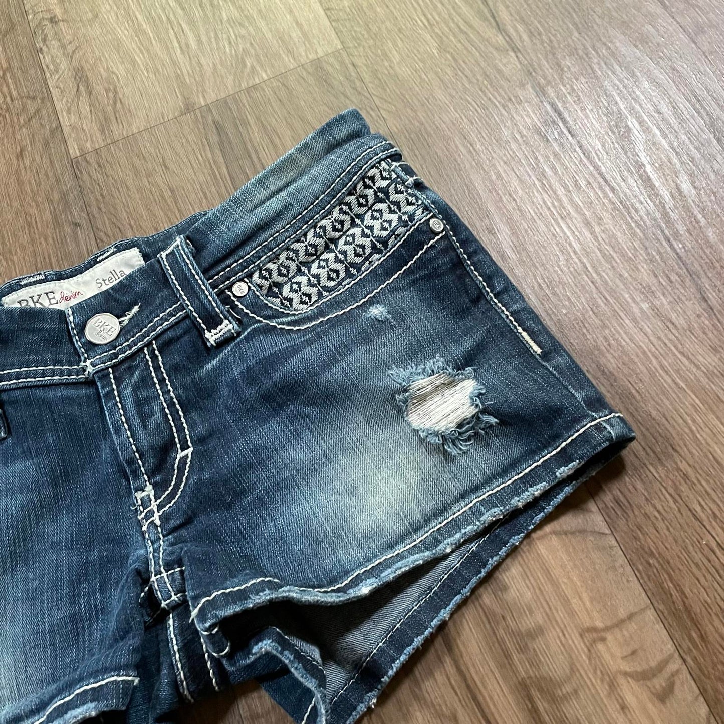 BKE Denim Dark Wash Distressed Mini Shorts W31