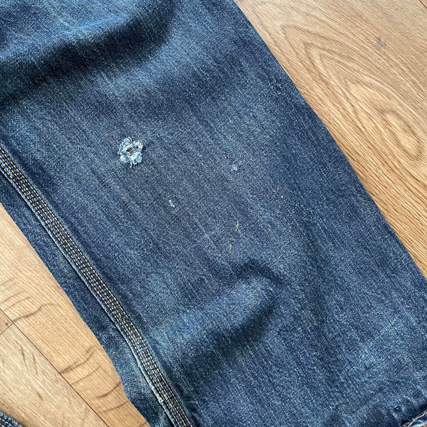 Carhartt Dark Wash Denim Jeans Relaxed Straight