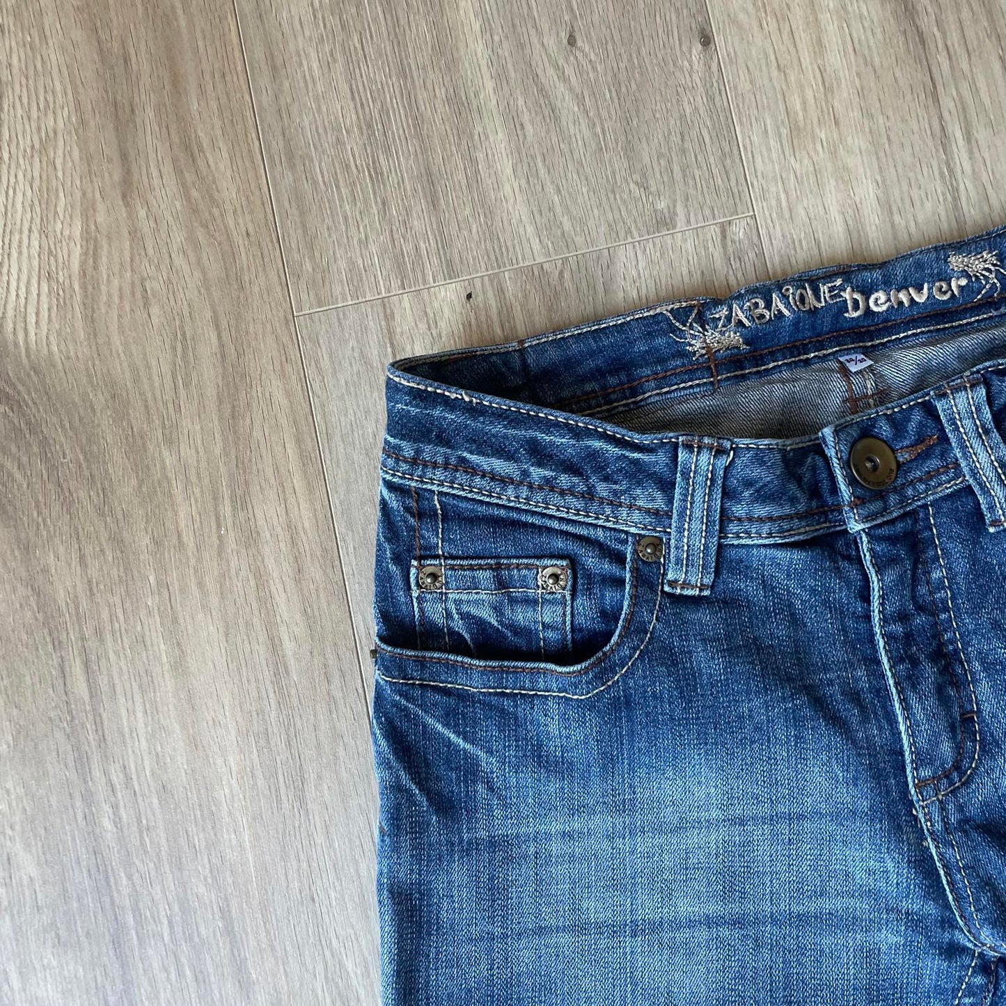 Zabione Denver Embroidered Y2K Style Straight Jeans W27 L30