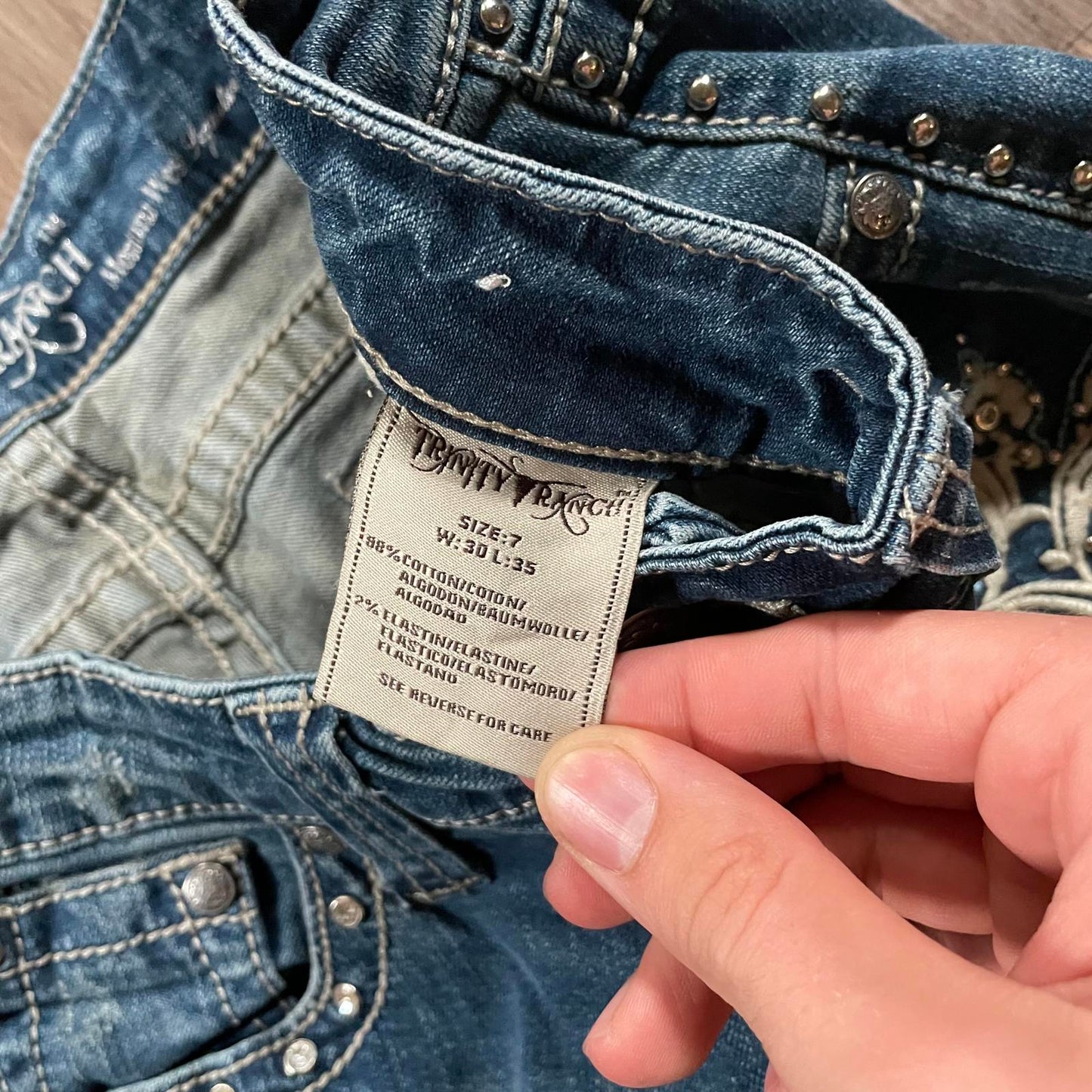 Trinity Ranch Cross Embroidered Boot Cut Jeans W28 L33