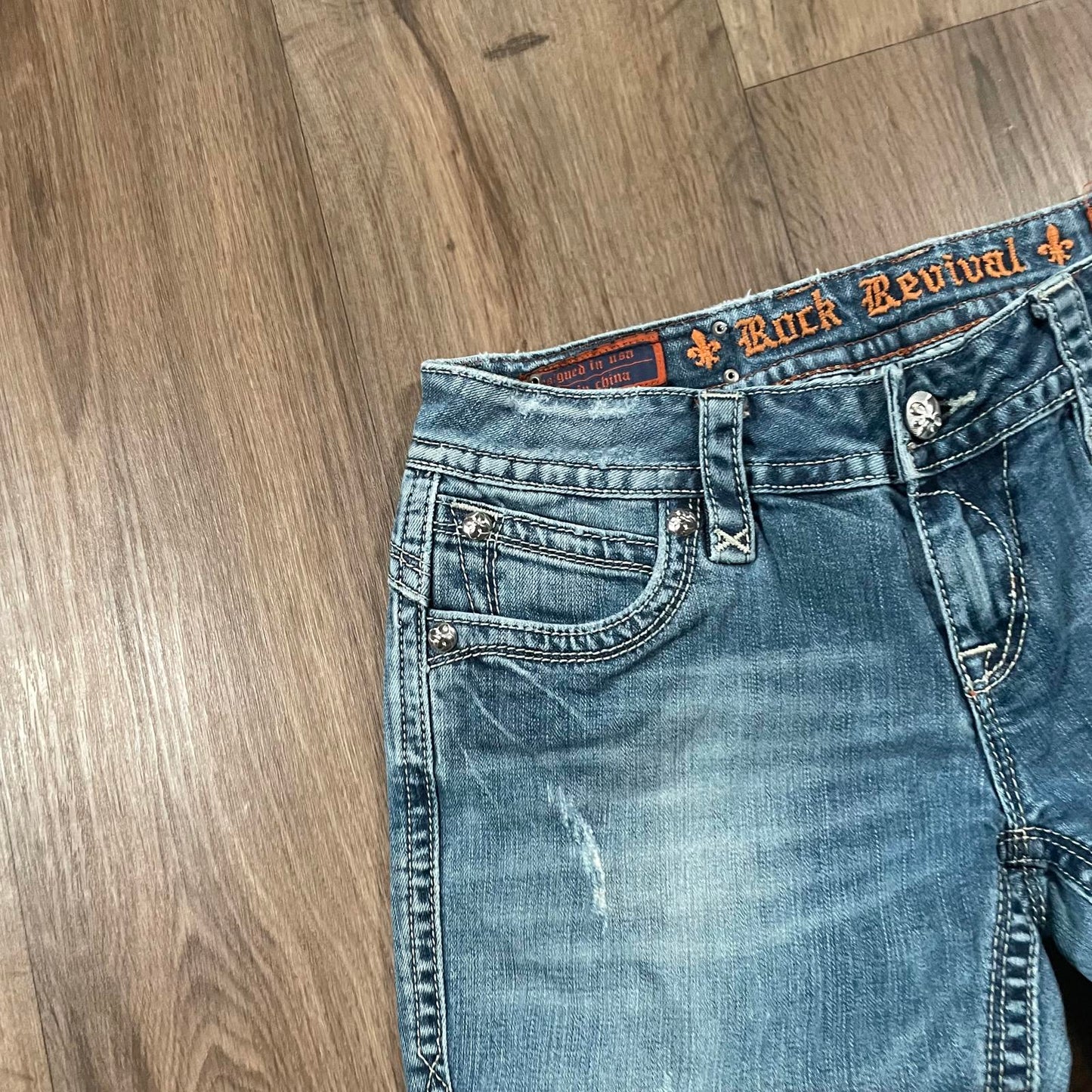 Rock Revival Distressed Embroidered Boot Cut Jeans W31 L31