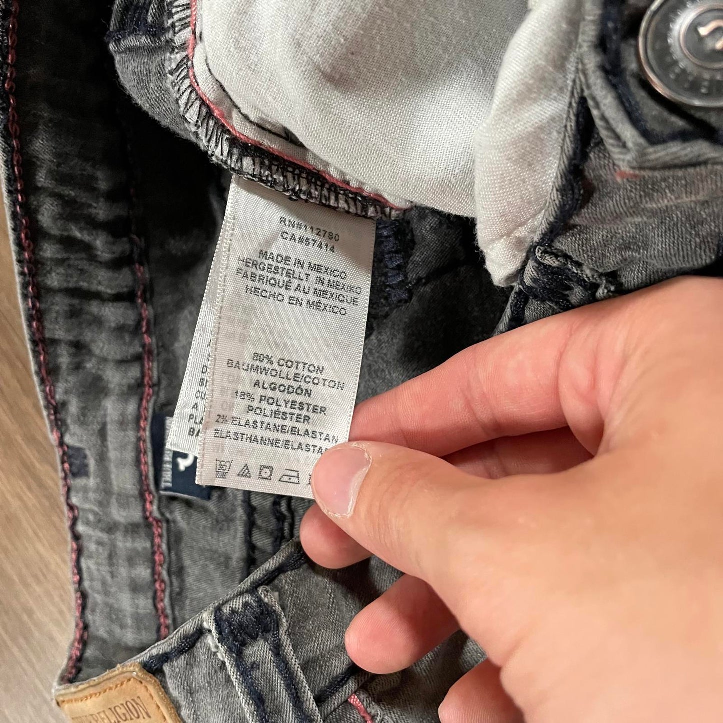 Black True Religion Straight Jeans Pink Stitching W28 L29