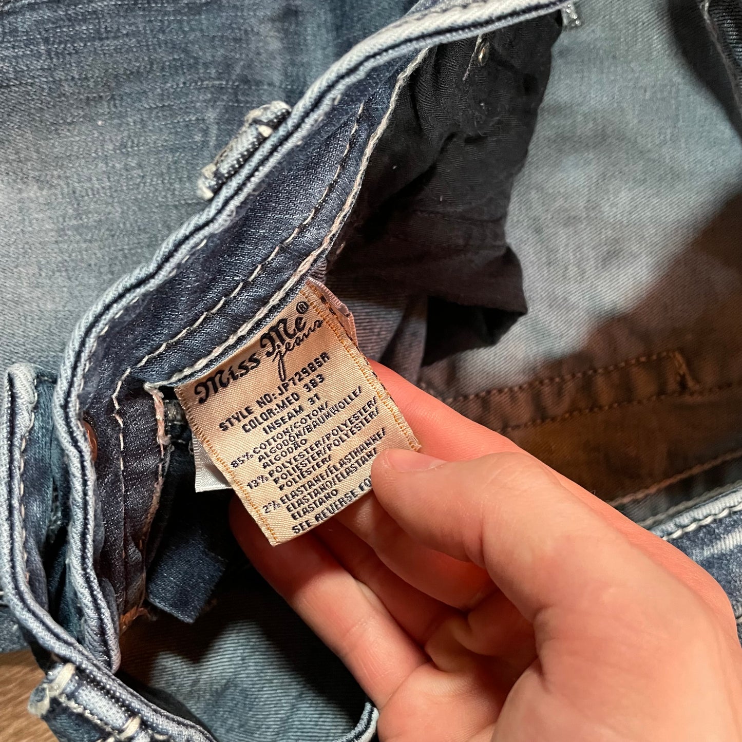 Miss Me Distressed Skinny Signature Jeans