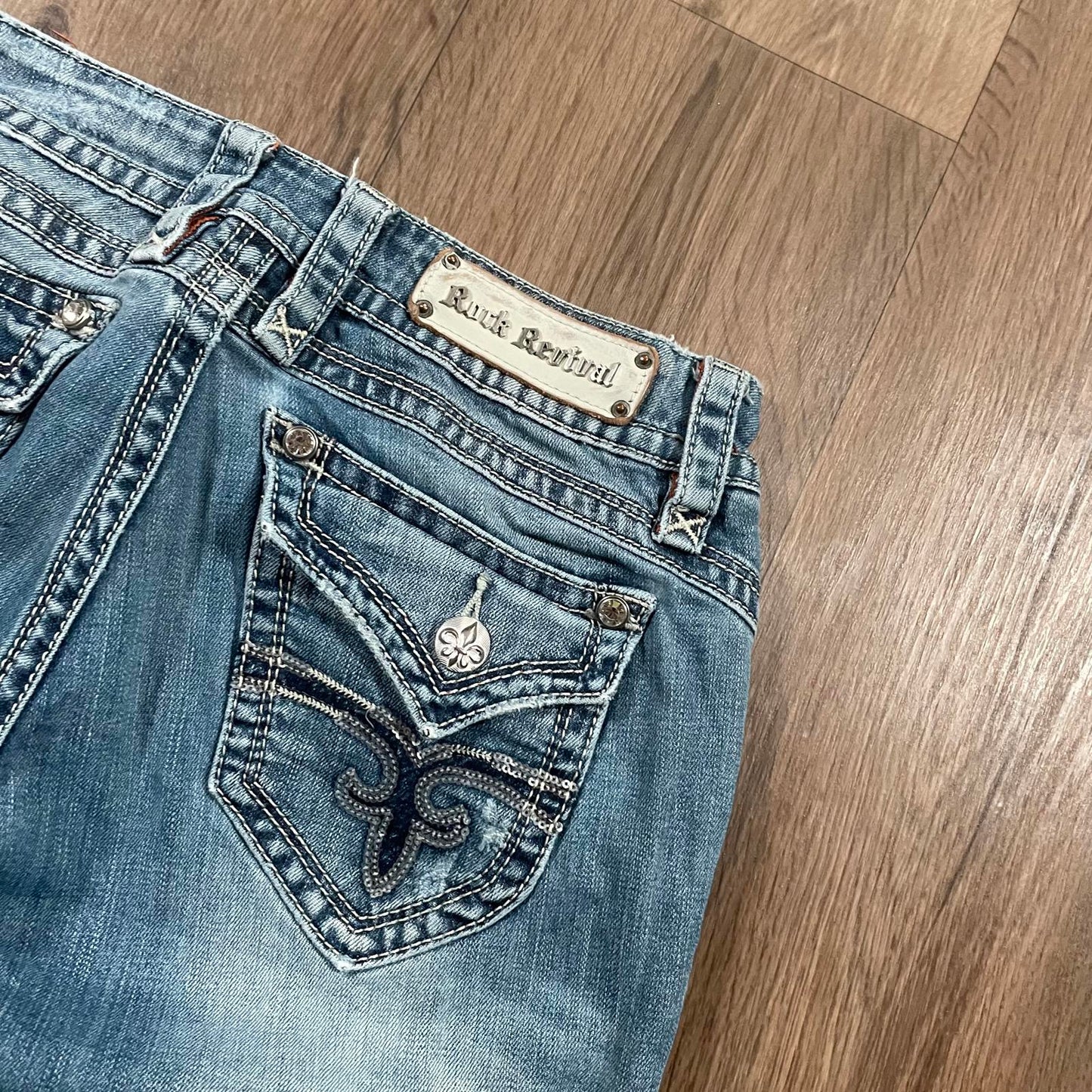 Rock Revival Distressed Embroidered Boot Cut Jeans W31 L31