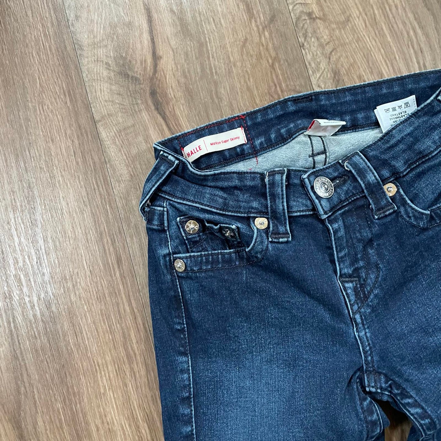 True Religion Blue Mid Rise Skinny Jeans W24 L28