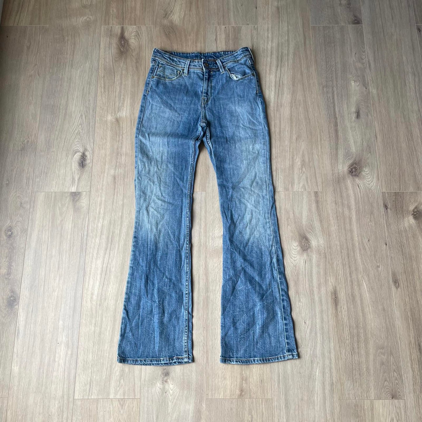 Levi’s Embroidered Boot Cut Jeans Y2K Style W28 L32