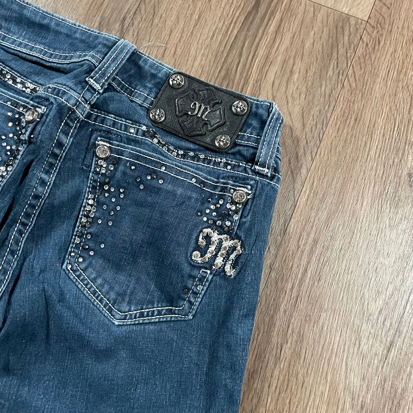 Miss Me Gem Detail Jegging Jean