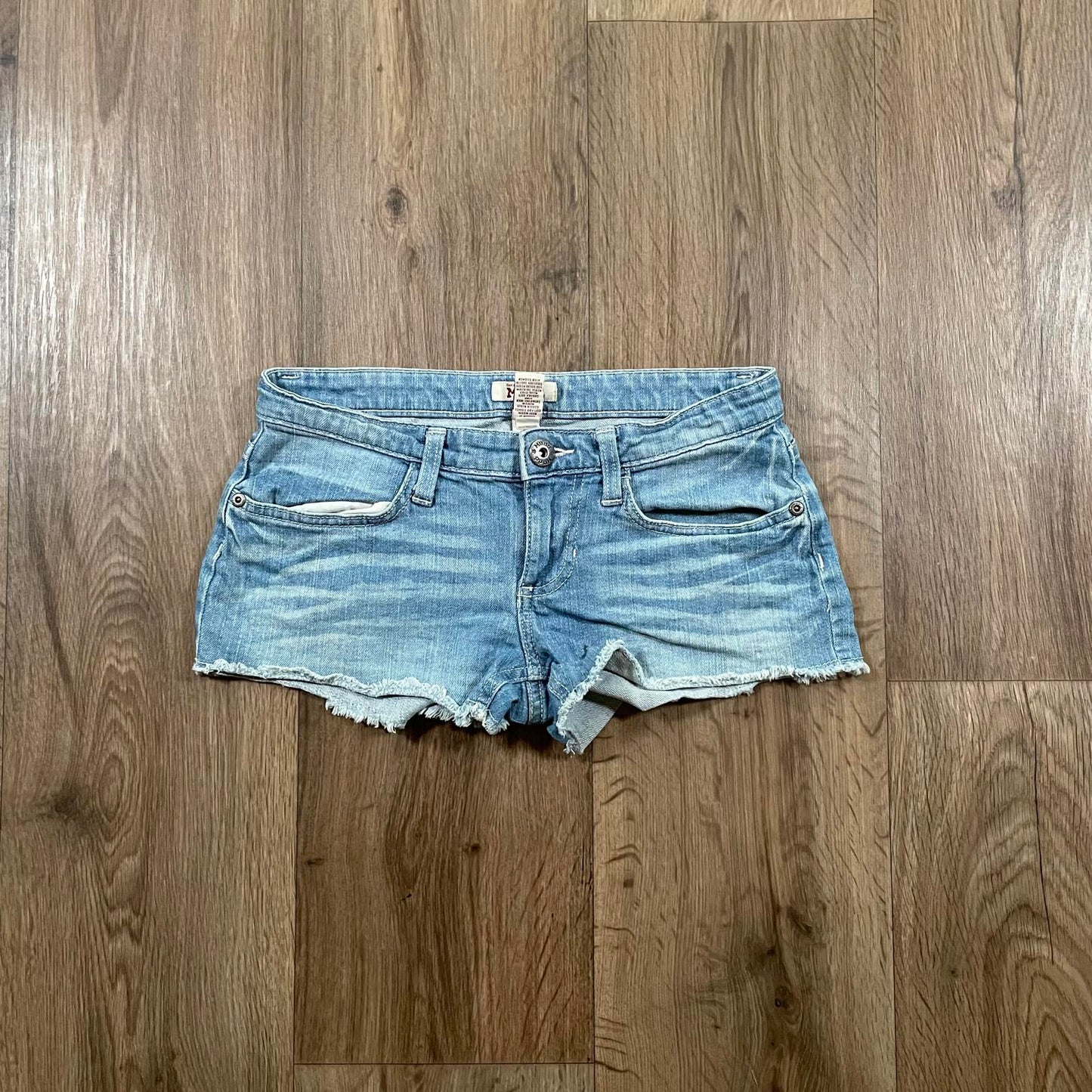 Mudd Y2K Low Waisted Light Wash Mini Denim Shorts