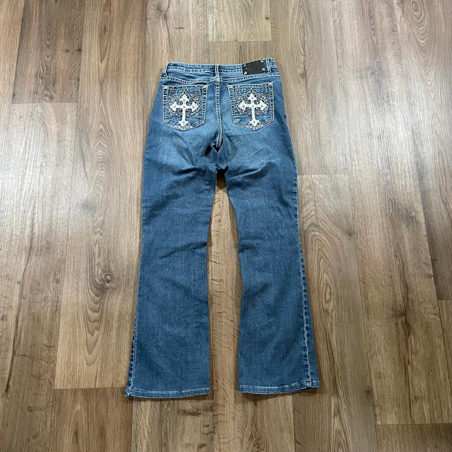 True Lux Flared Jeans Cross Detail