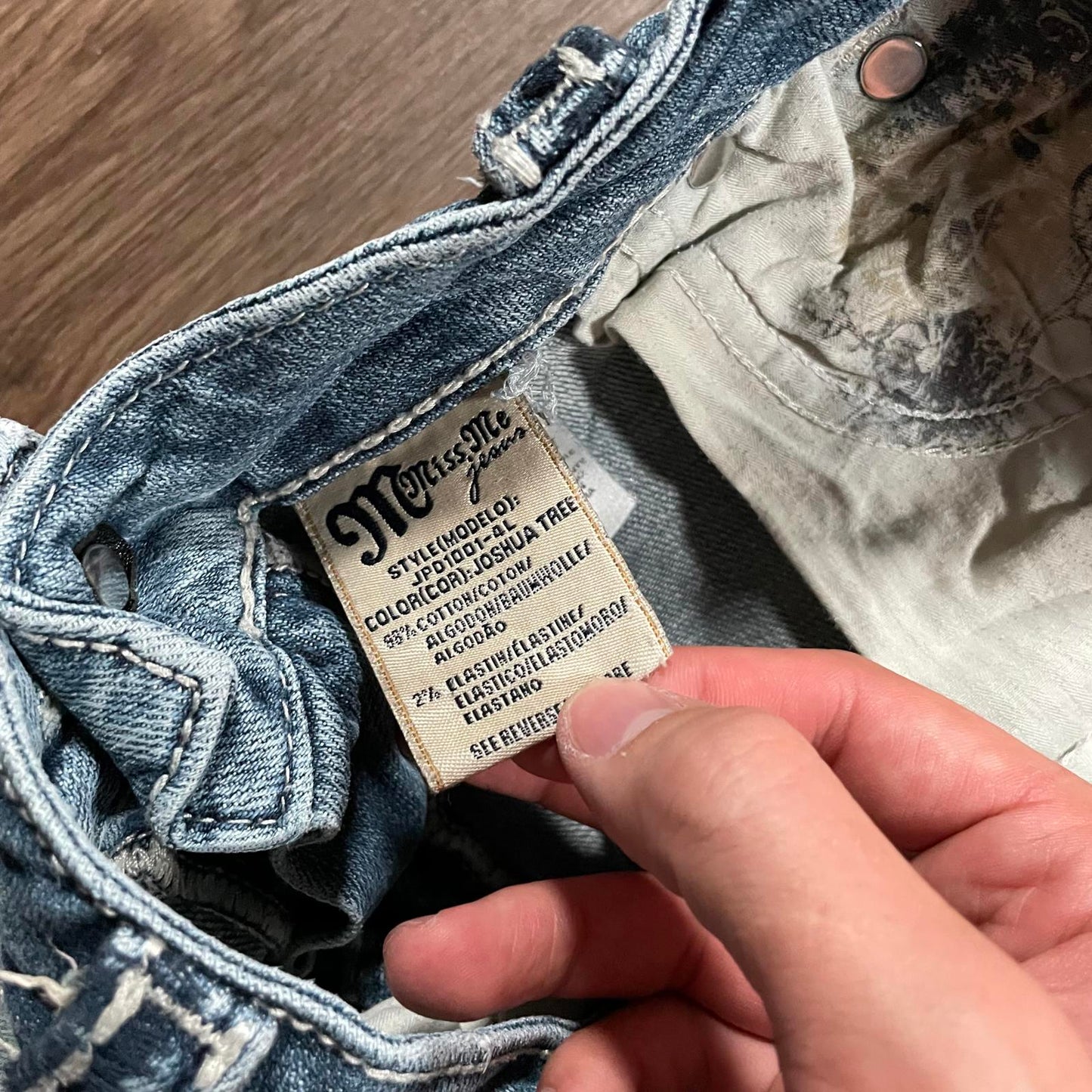 Miss Me Embroidered Boot Cut Jeans W30 L33