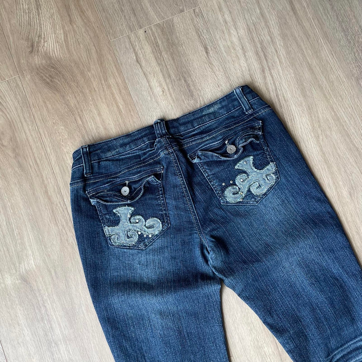 Almost Famous Dark Embroidered Ripped Jeans Y2K Style Low Wasited W30 L33