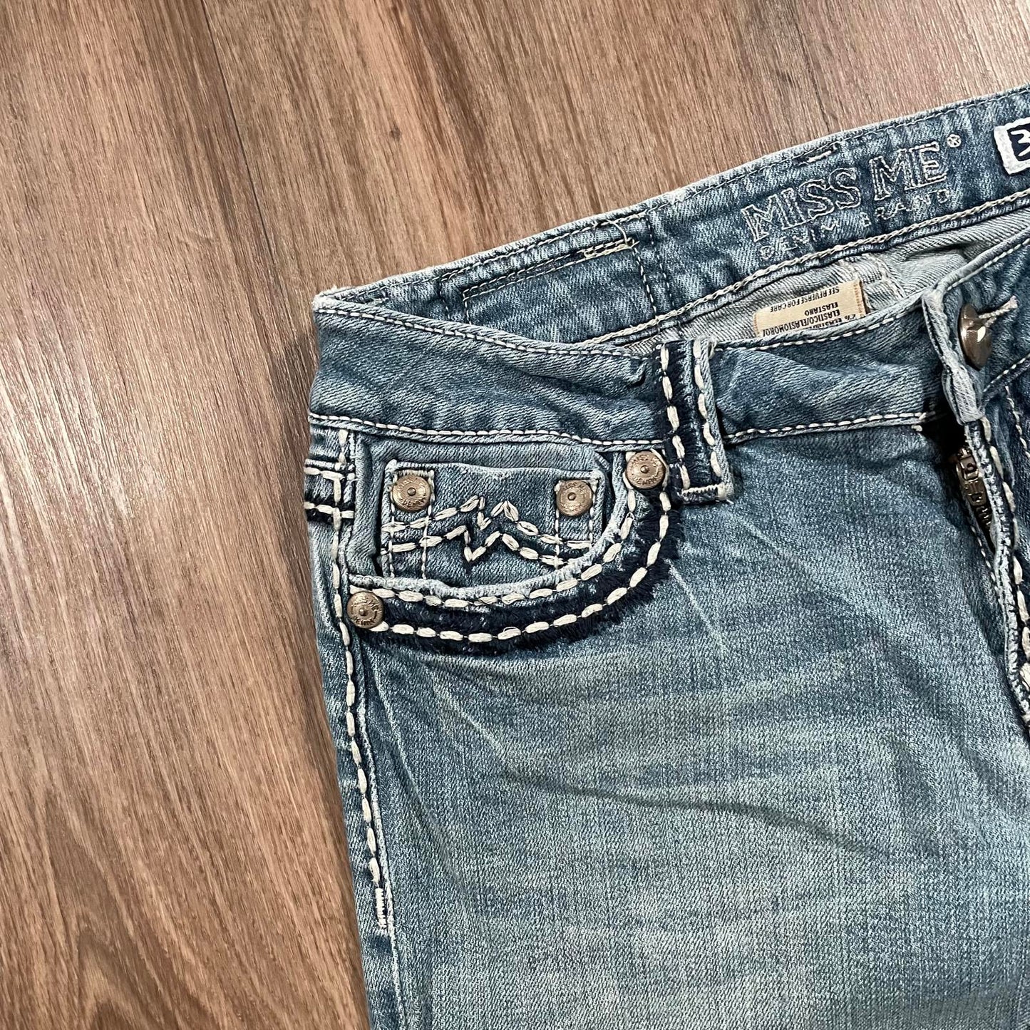 Miss Me Embroidered Boot Cut Jeans W30 L33