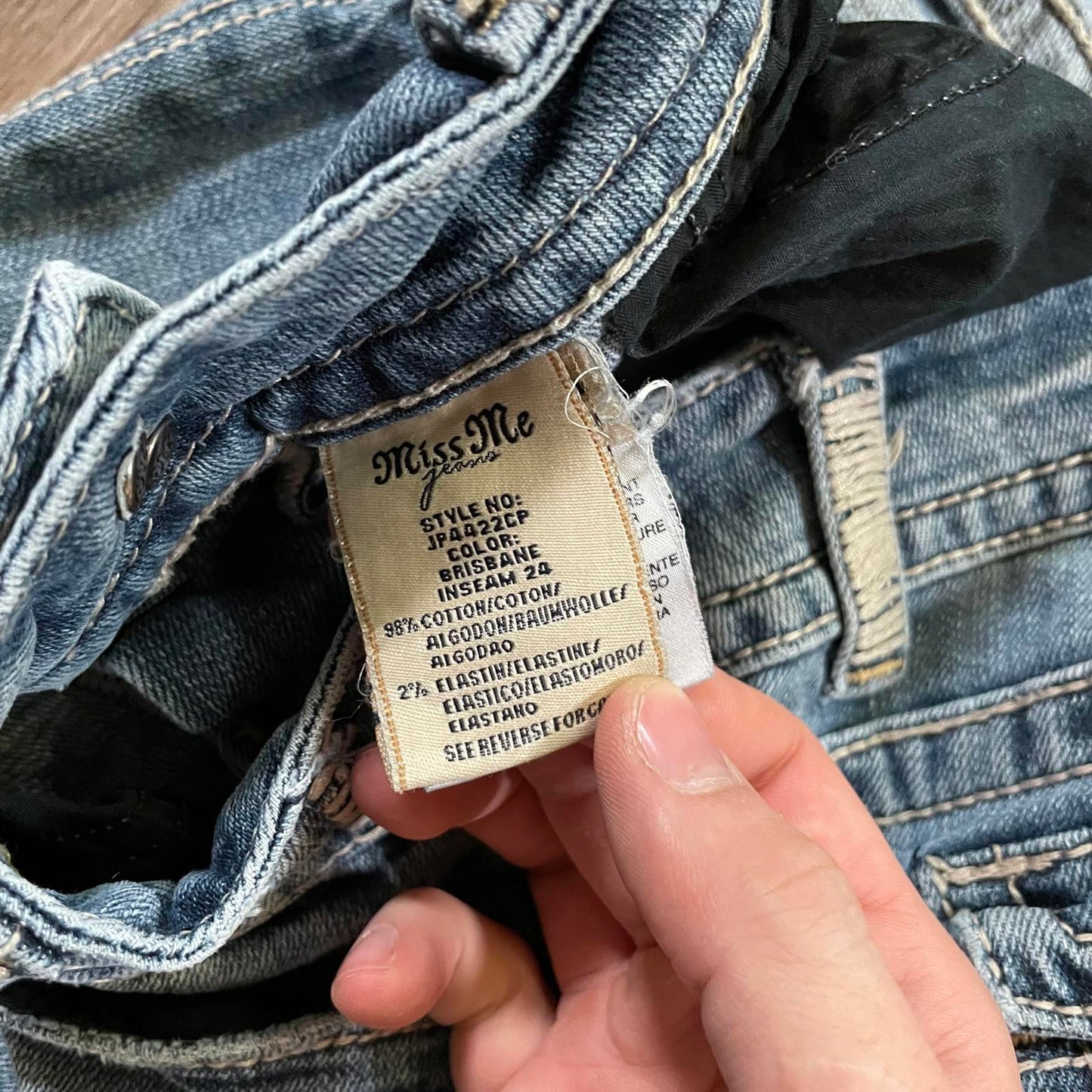 Miss Me Double Button Capris