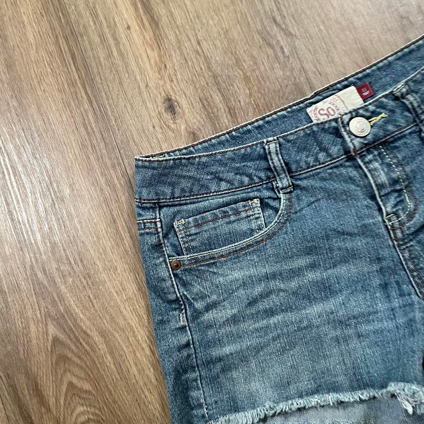So Y2K Mini Denim Low Waisted Embroidered Shorts