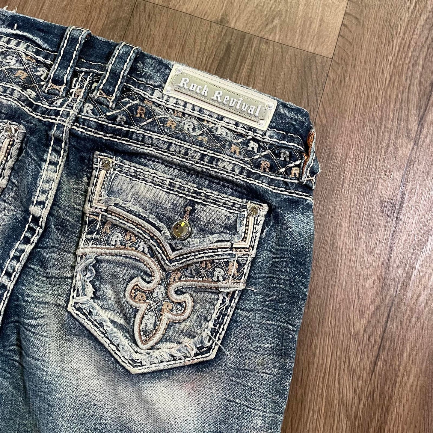Rock Revival Mid Rise Ankle Skinny R Detail Jeans
