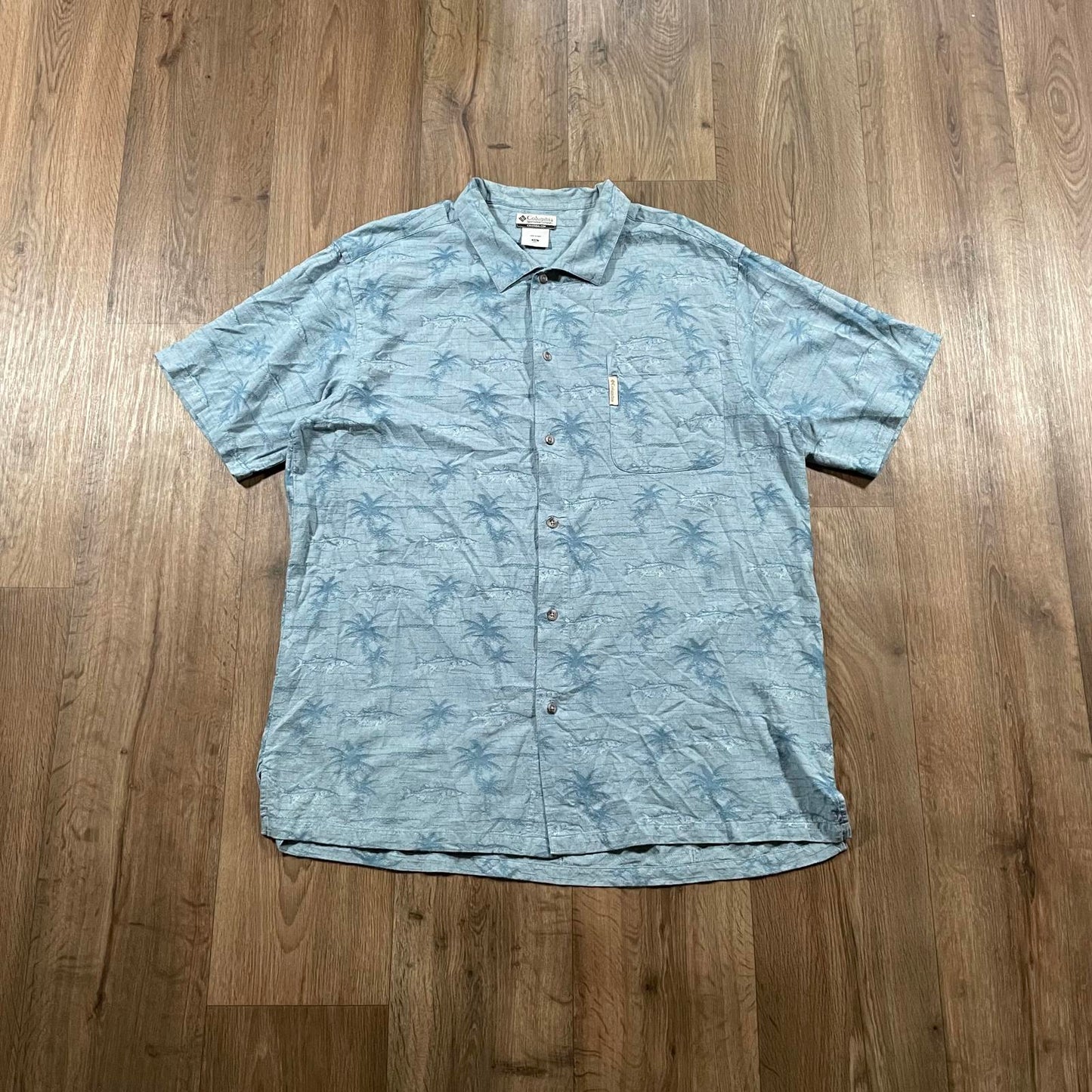 Vintage Columbia Blue Fish and Palm Tree Button Up Shirt