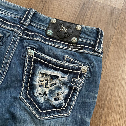 Miss Me Ripped Detail Straight Jean