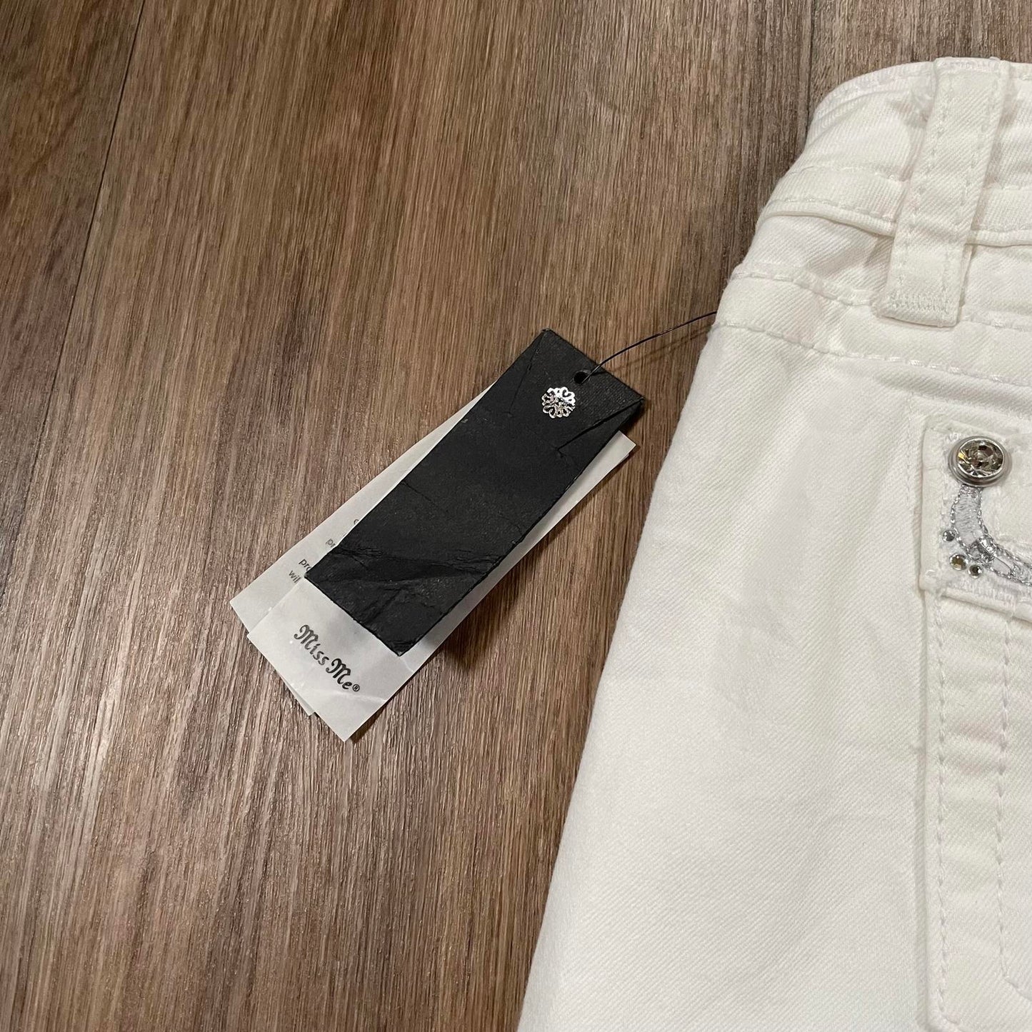 Miss Me White BNWT Boot Cut Jeans