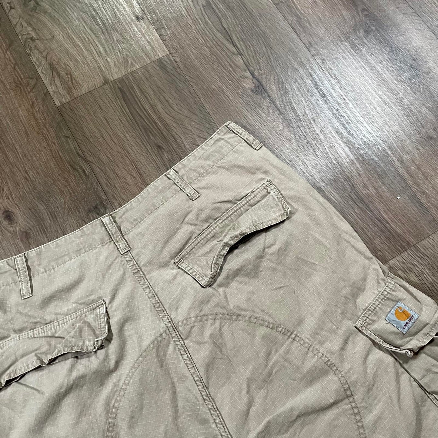 Carhartt Beige Cargo Shorts Work Wear Pockets