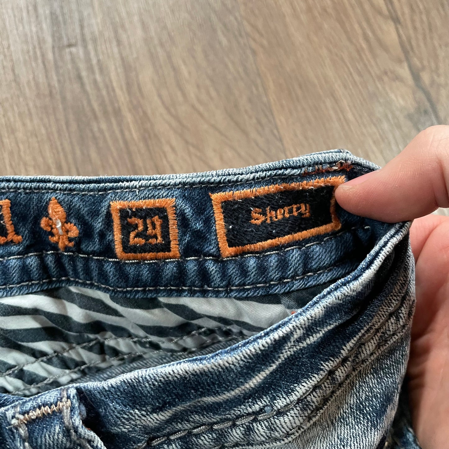 Rock Revival Embroidered Pocket Capri