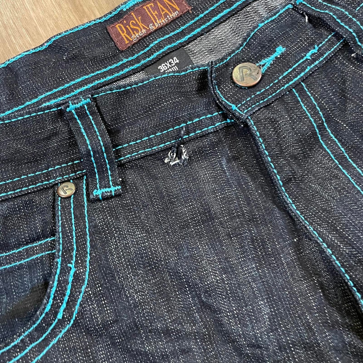 Risk Jean Blue Embroidered Black Jean