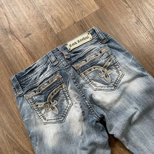 Rock Revival Embroidered Pocket Capri