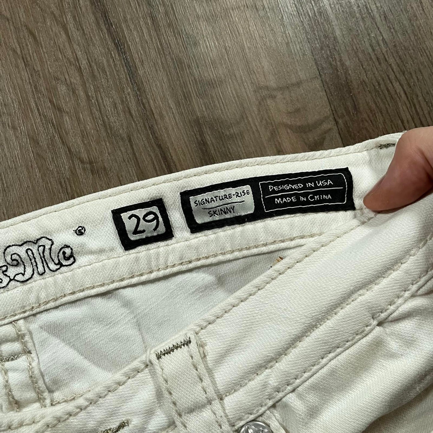 Miss Me Embroidered White Skinny Jeans
