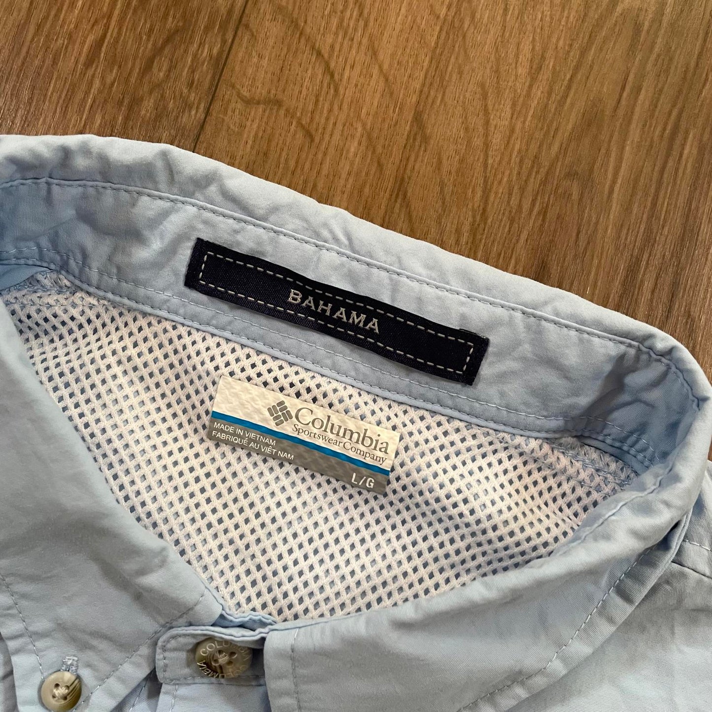 Vintage Columbia Fishing Short Sleeve Shirt Blue