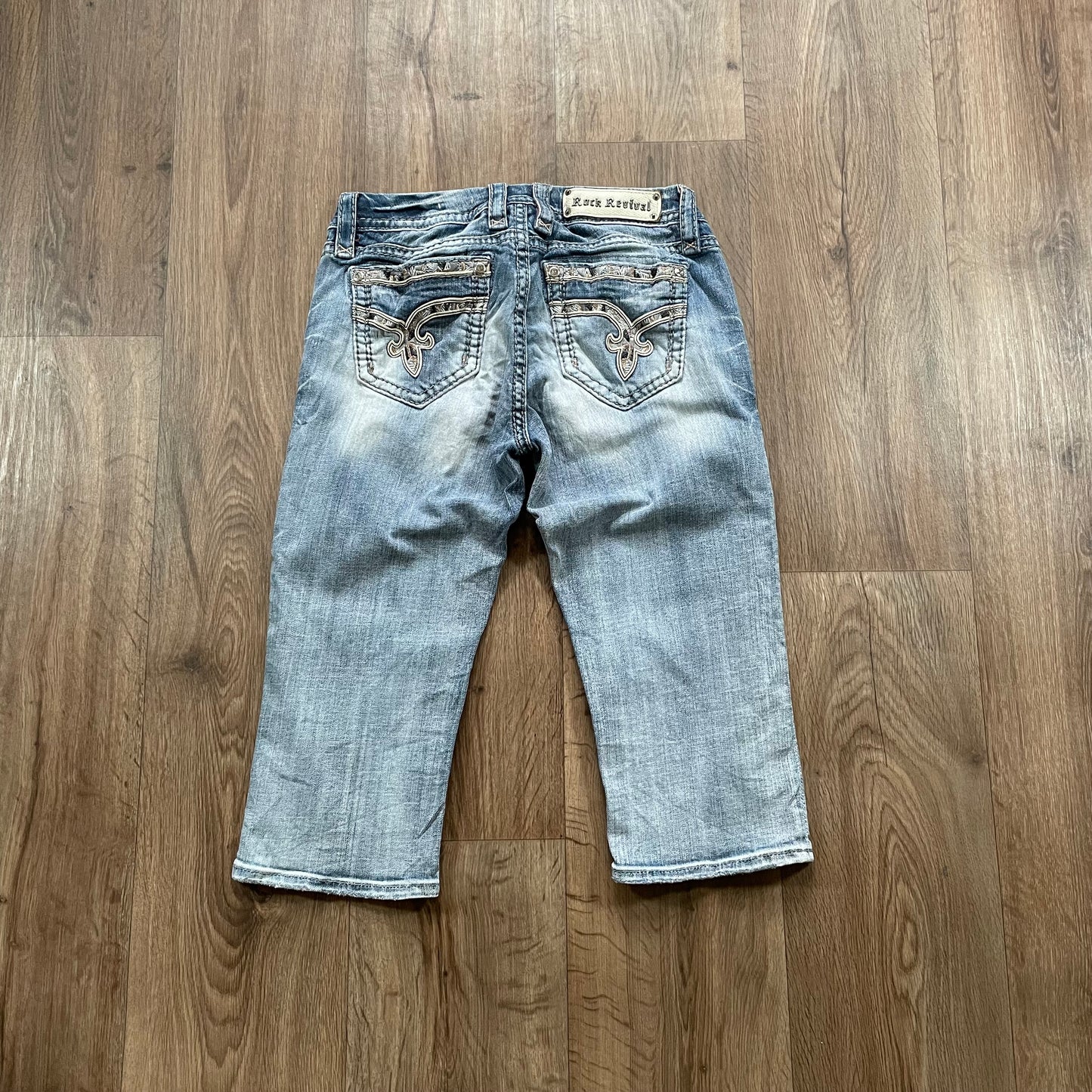 Rock Revival Embroidered Pocket Capri
