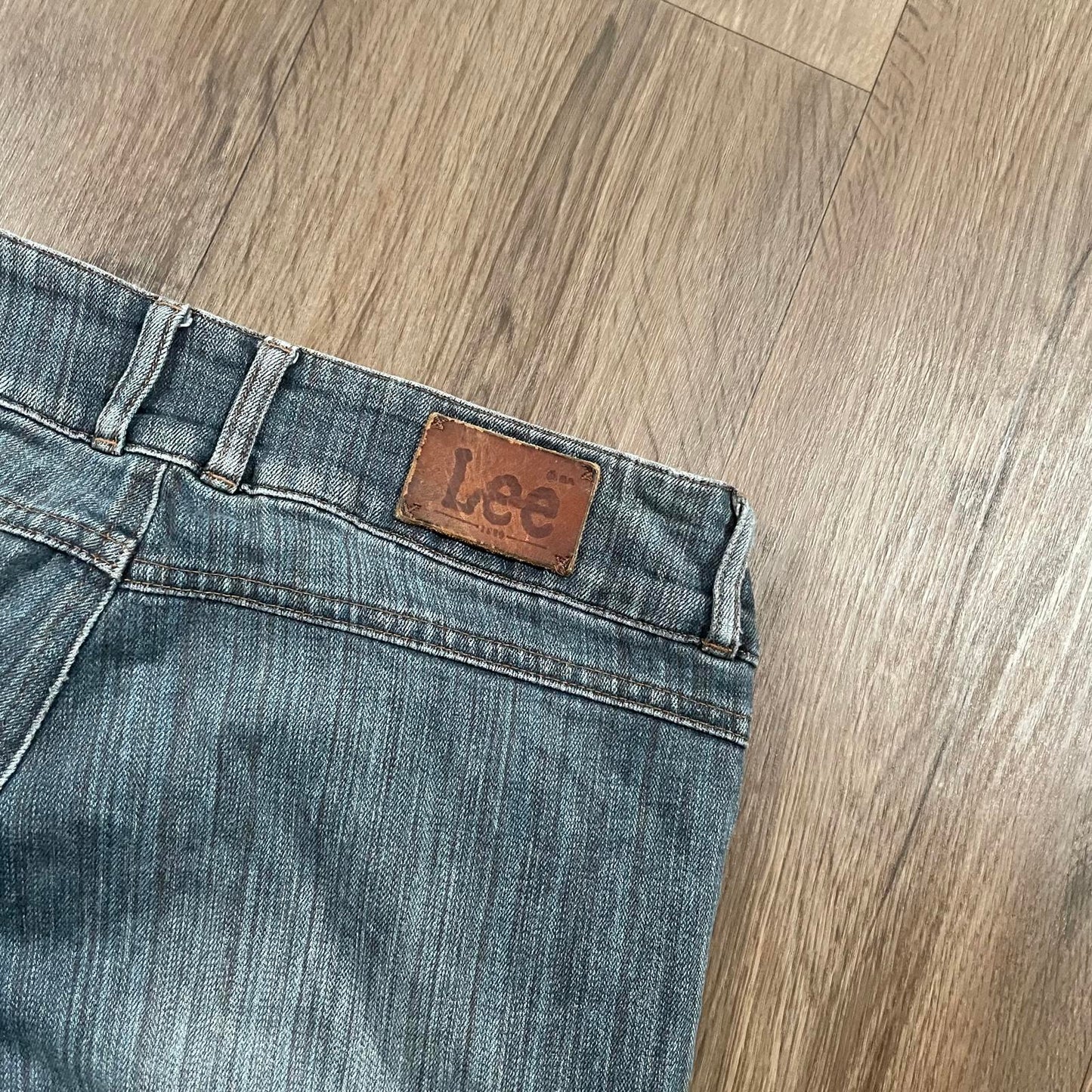 Lee Three Button Flared Jeans Grey