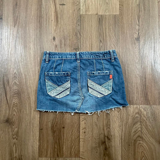 American Eagle Y2K Distressed Embroidered Mini Denim Skirt W28