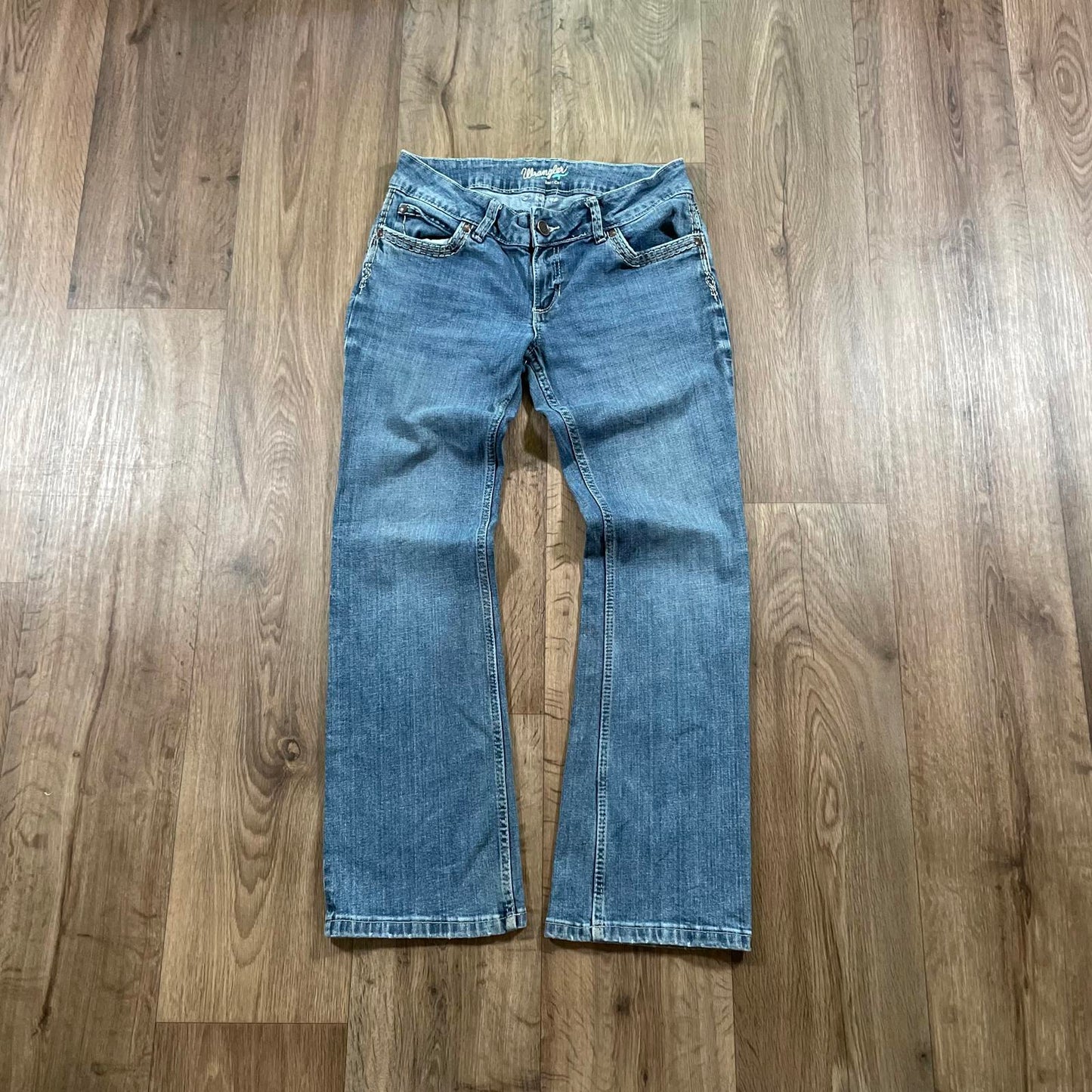 Wrangler Boot Cut Jeans Embroidered Pockets