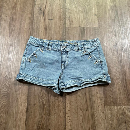 Arizona Jean Button Detail Mini Shorts W34