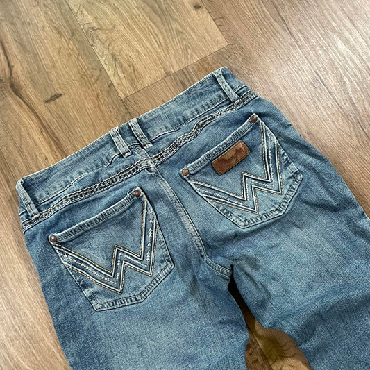 Wrangler Boot Cut Jeans Embroidered Pockets