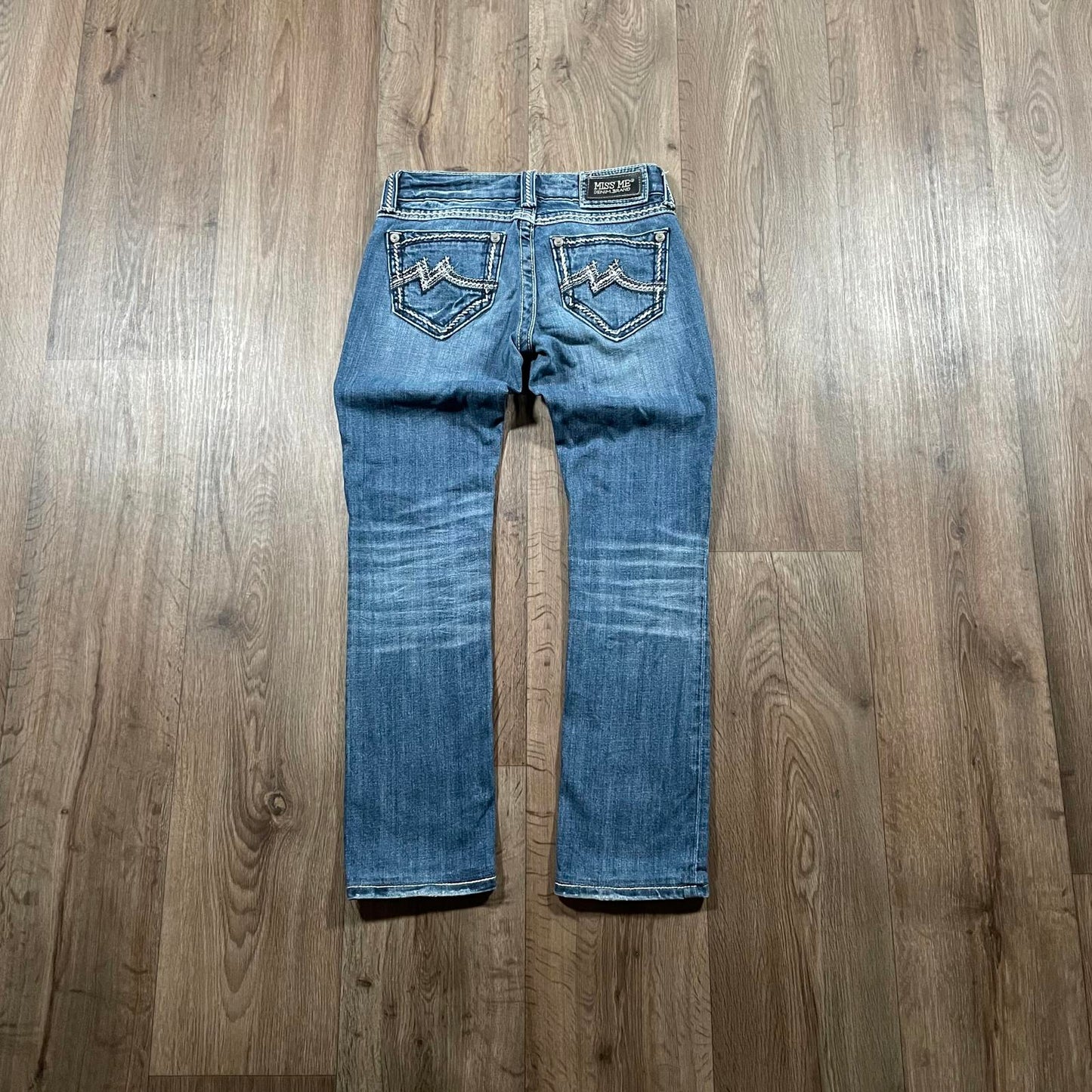 Miss Me Embroidered Detail Straight Jeans