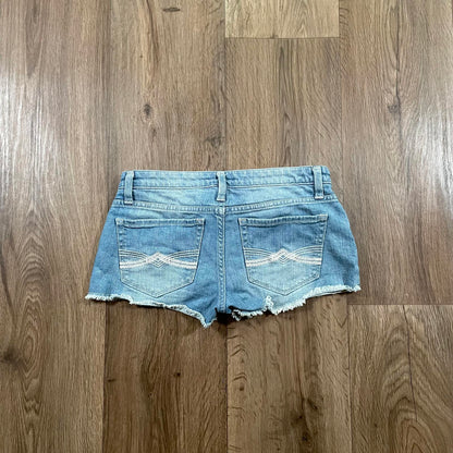 Mudd Y2K Low Waisted Light Wash Mini Denim Shorts