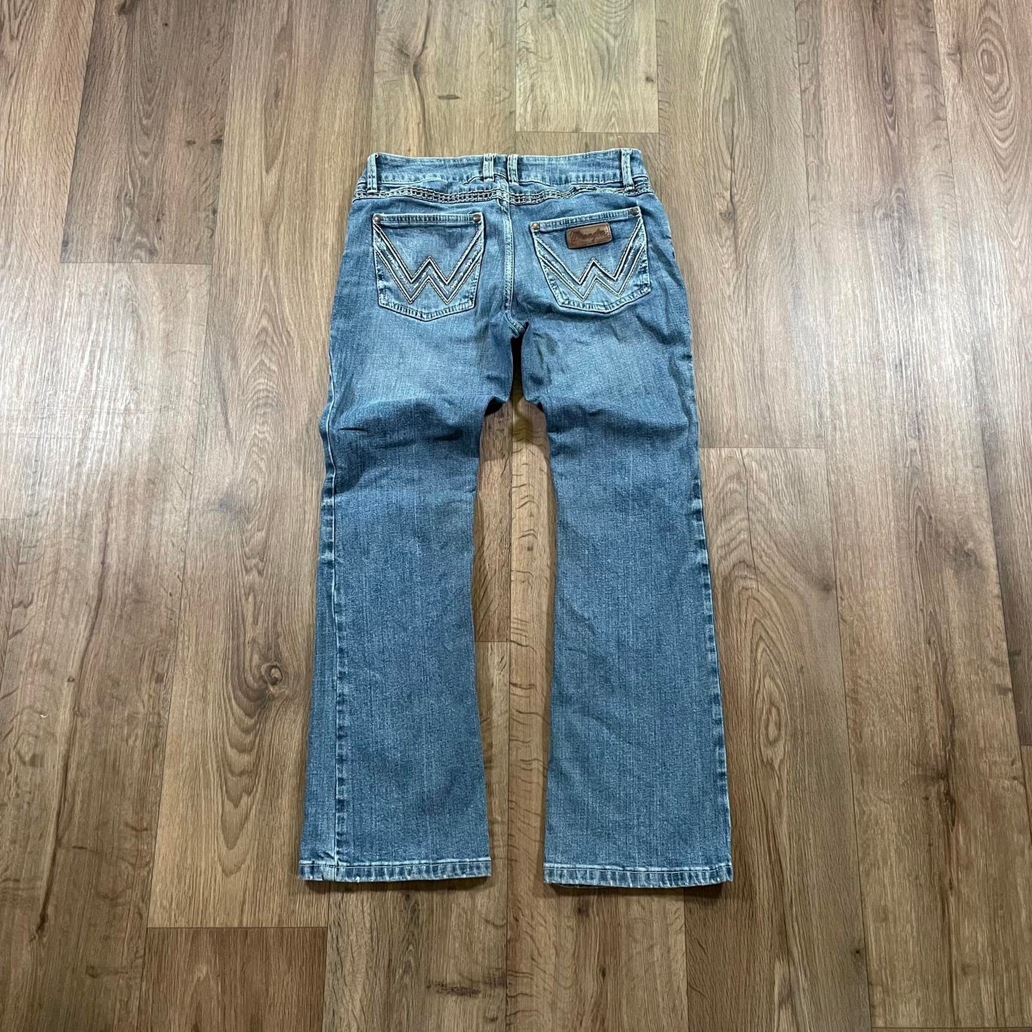 Wrangler Boot Cut Jeans Embroidered Pockets